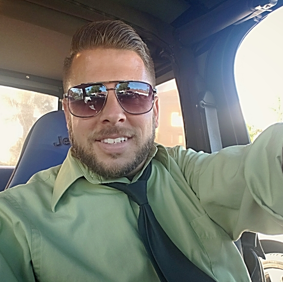 Meet your Posher, David - Picture 5 of 7